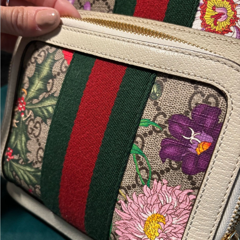 Gucci back pack - Picture 2 of 10